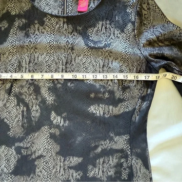 Catherine Malandrino Black Silver Reptile Sheath Dress Back Silver Zipper Sz M - Picture 7 of 10